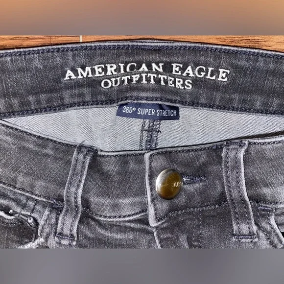 American Eagle Outfitters Black Jean Shorts - Picture 4 of 4